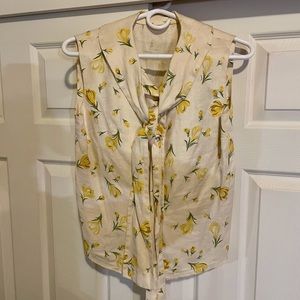 Vintage handmade yellow sleeveless blouse. Approximate size 4-6
